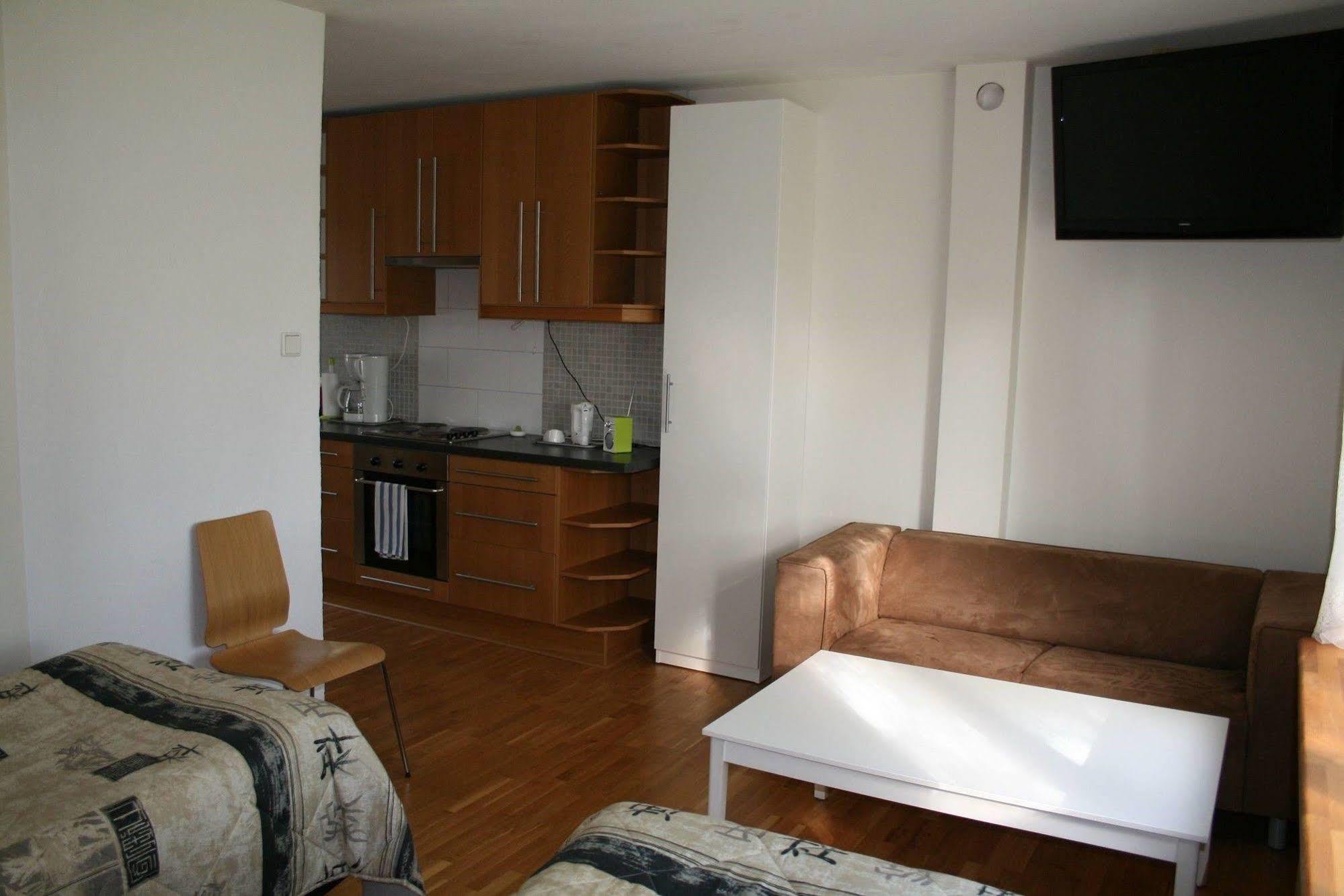 Lilla Huset Pa Slaetten B&B Lund Zewnętrze zdjęcie